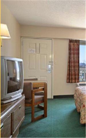 Days Inn By Wyndham Apple Valley Pigeon Forge/Sevierville Habitación foto